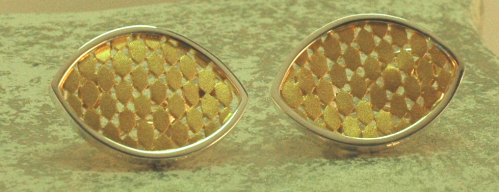 Silber-Clipohrstecker vergoldet navett